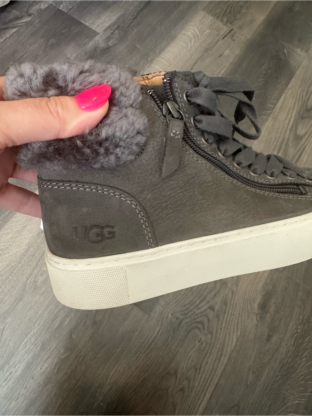 NWOT UGG Women's Charcoal Gray Shearling-Lined High-Top Sneakers - Picture 4 of 6